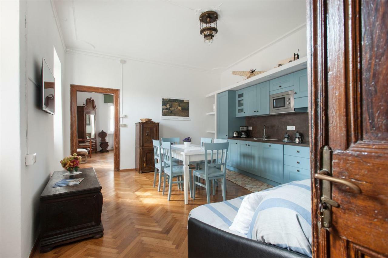 Ferienwohnung Dimora Storica Caproni Arco Exterior foto