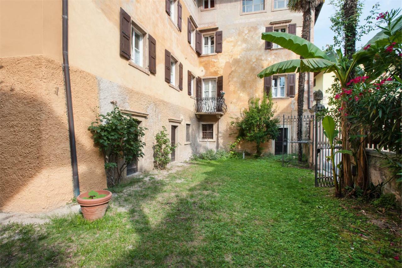 Ferienwohnung Dimora Storica Caproni Arco Exterior foto